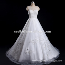 Luxurious Ball Gown Dress with Heavy Beads Sweetheart Ivory Classical Custom-made Wedding Dress